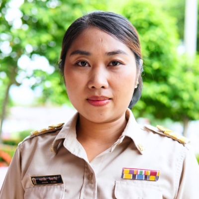 นางสาวรินรดา  ปัญญ์วนิชญา